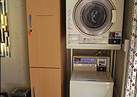 ランドリー・ロッカー （1F）